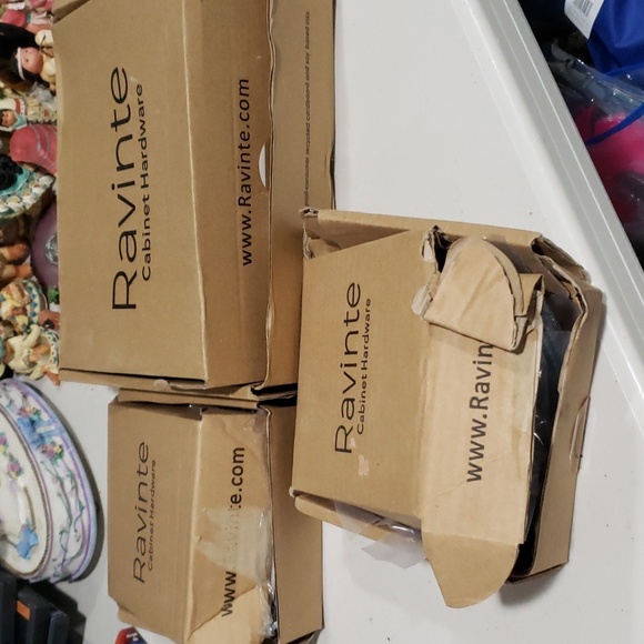 Cabinet knobs - Picture 15 of 15